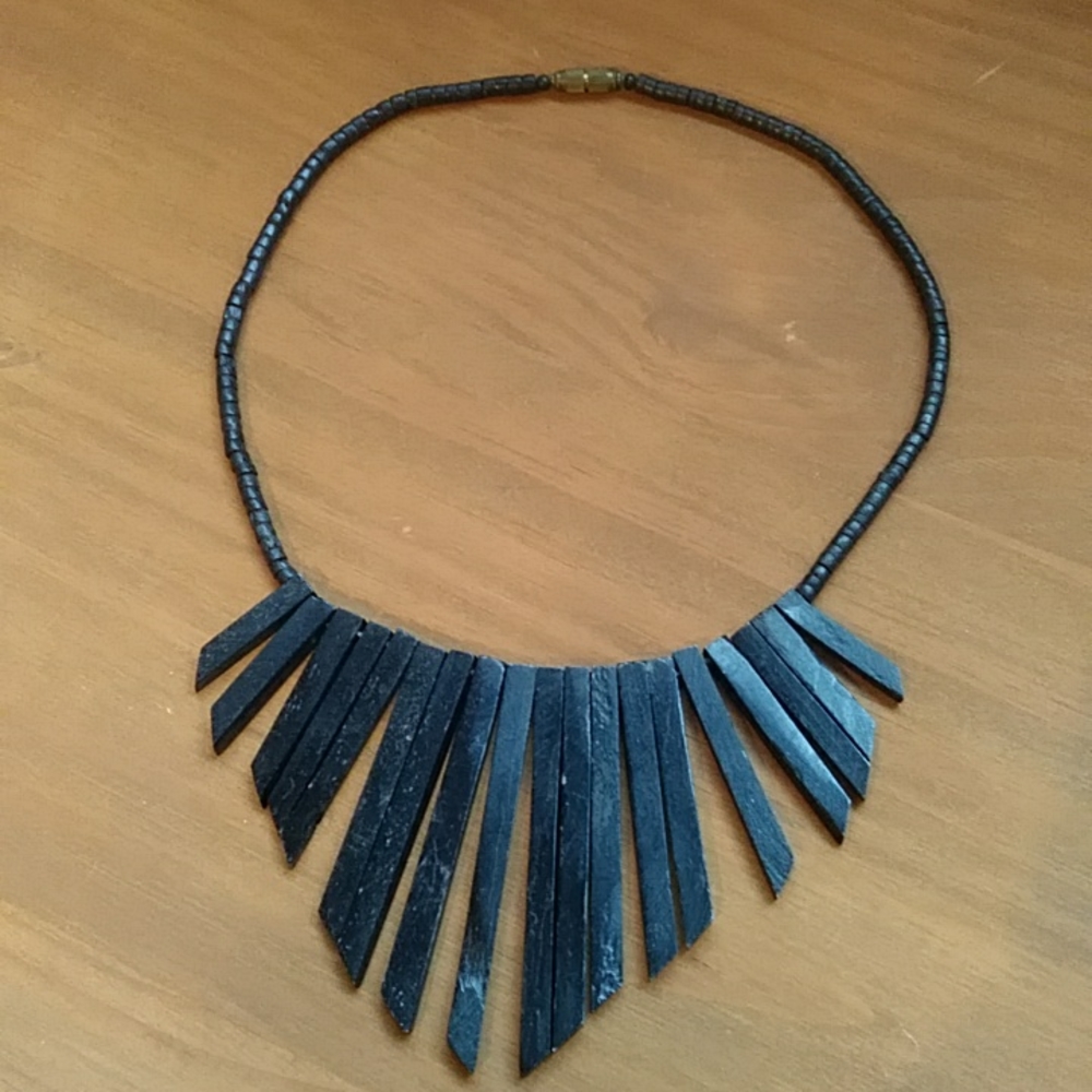 Vintage black resin necklace